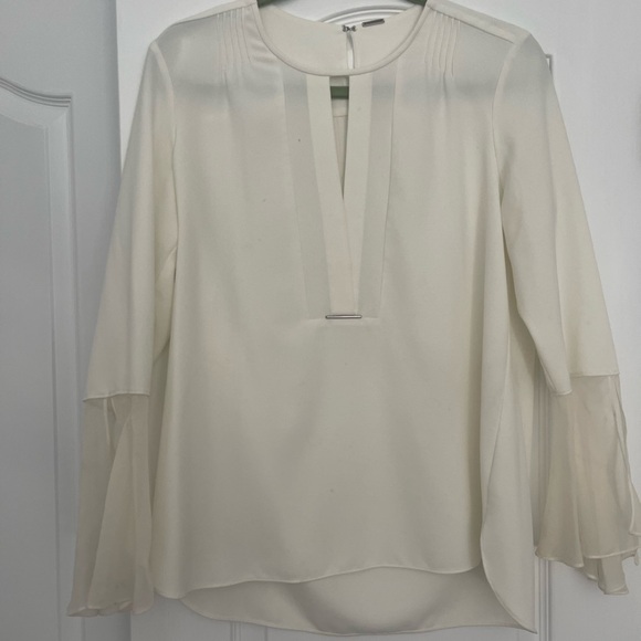 Elie Tahari “Owen” Cream Pleated Blouse with silk chiffon trim - Picture 2 of 6